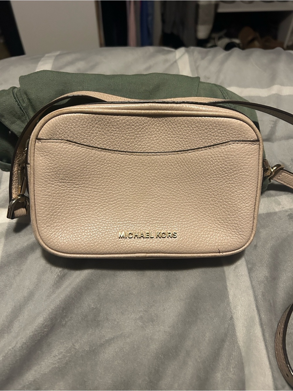Michael Kors Pebbled Leather Jet Set Crossbody belt bag- Blush